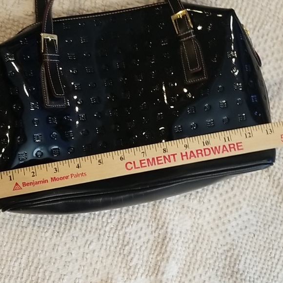 ARCADIA Made in Italy Embossed, Patent Leather Shoulder Bag Purse - Picture 15 of 16